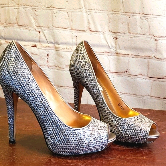 Badgley Mischka ■ (6) Ponderosa Heels - Picture 5 of 8